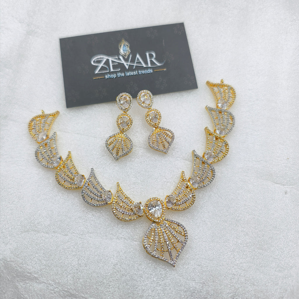 Butterfly Mesh Imported AD Zircon Necklace Set