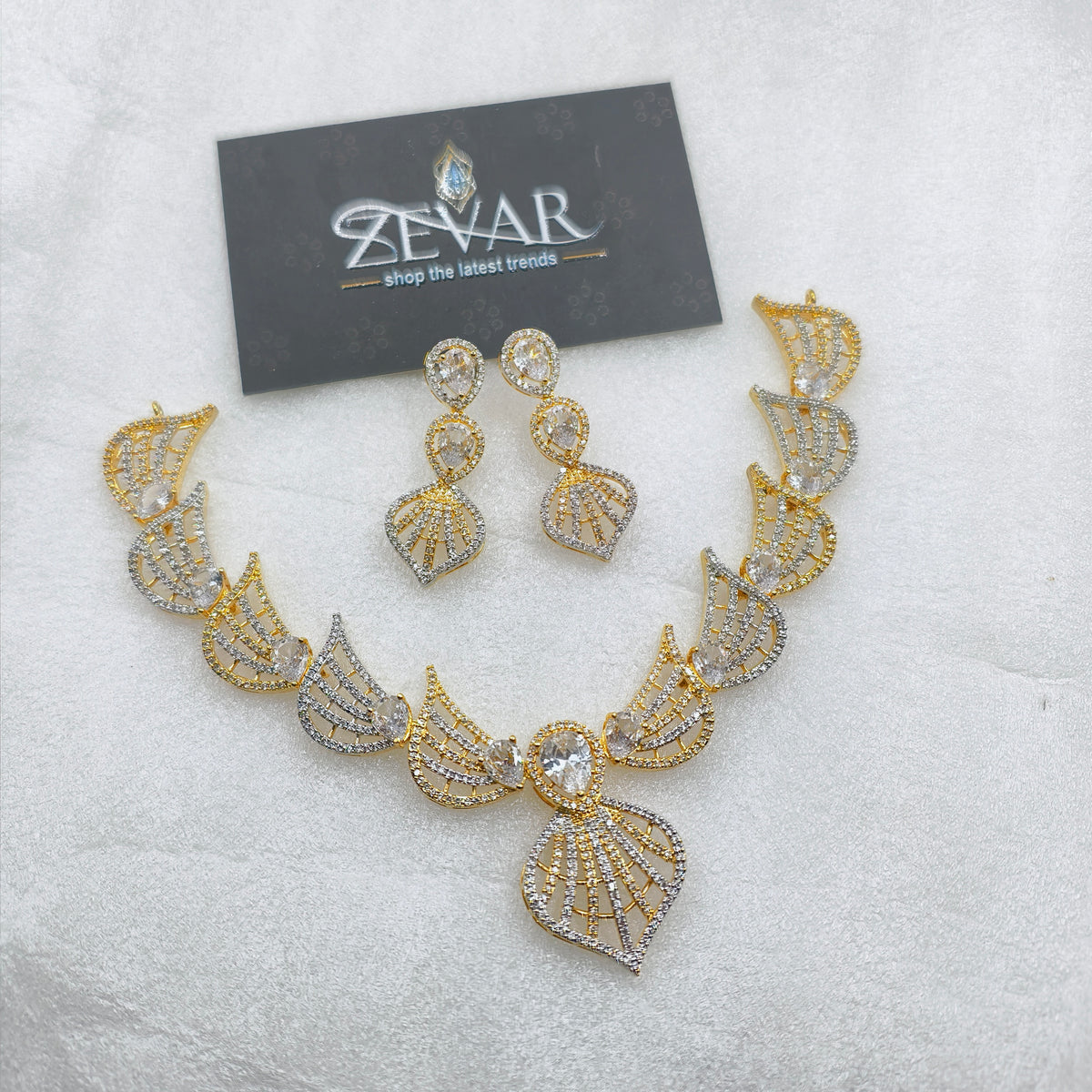 Butterfly Mesh Imported AD Zircon Necklace Set