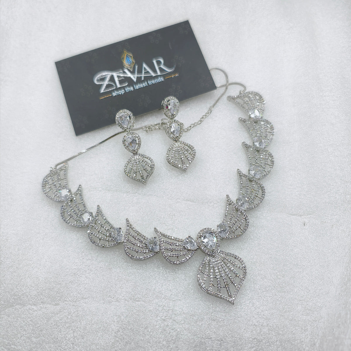 Butterfly Mesh Imported AD Zircon Necklace Set